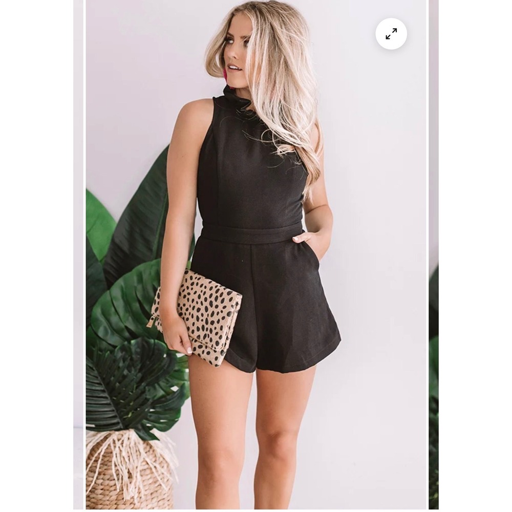DO+BE Ruffle Neck Tie Back Romper Sleeveless Pockets LBD‎ Women Small Black